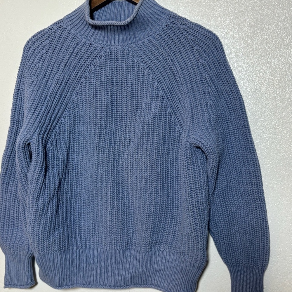 J.Crew Blue Sweater Size M Women's